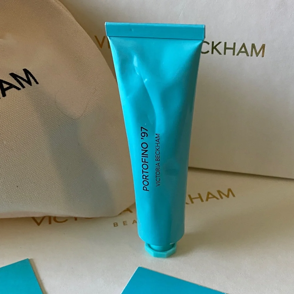Victoria Beckham Portofino 97 Handcream - Picture 2 of 5